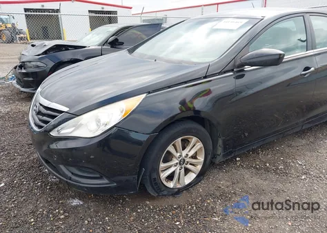 2013 Hyundai Sonata Gls z USA, uszkodzony, nr VIN 5NPEB4AC0DH736686